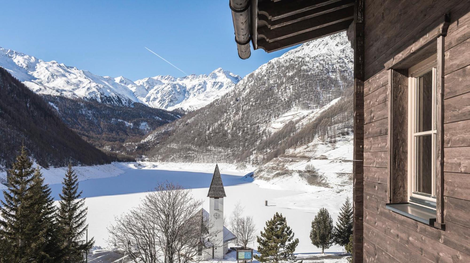 Hotel & Chalets Edelweiss Madonna  Exteriör bild